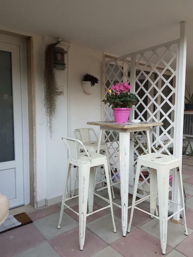 Il Don Minzoni 98 "Casa Vacanze" ลิโด ดิ กามาโยเร ภายนอก รูปภาพ